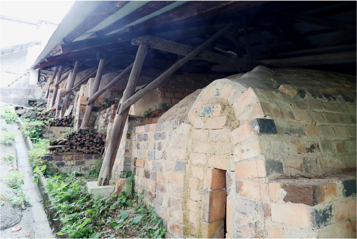 梅山窯：登り窯外観